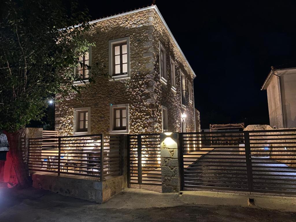Indigo Leonidion Daire Dış mekan fotoğraf